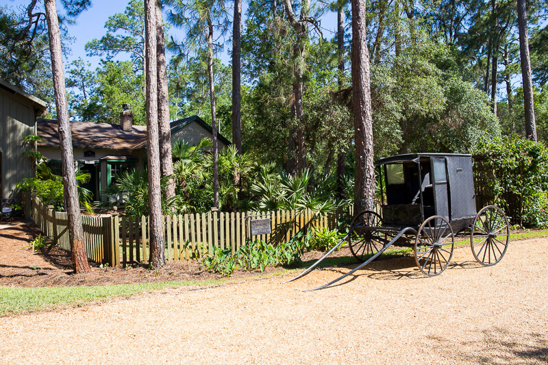 Floridian Manor Estate Building